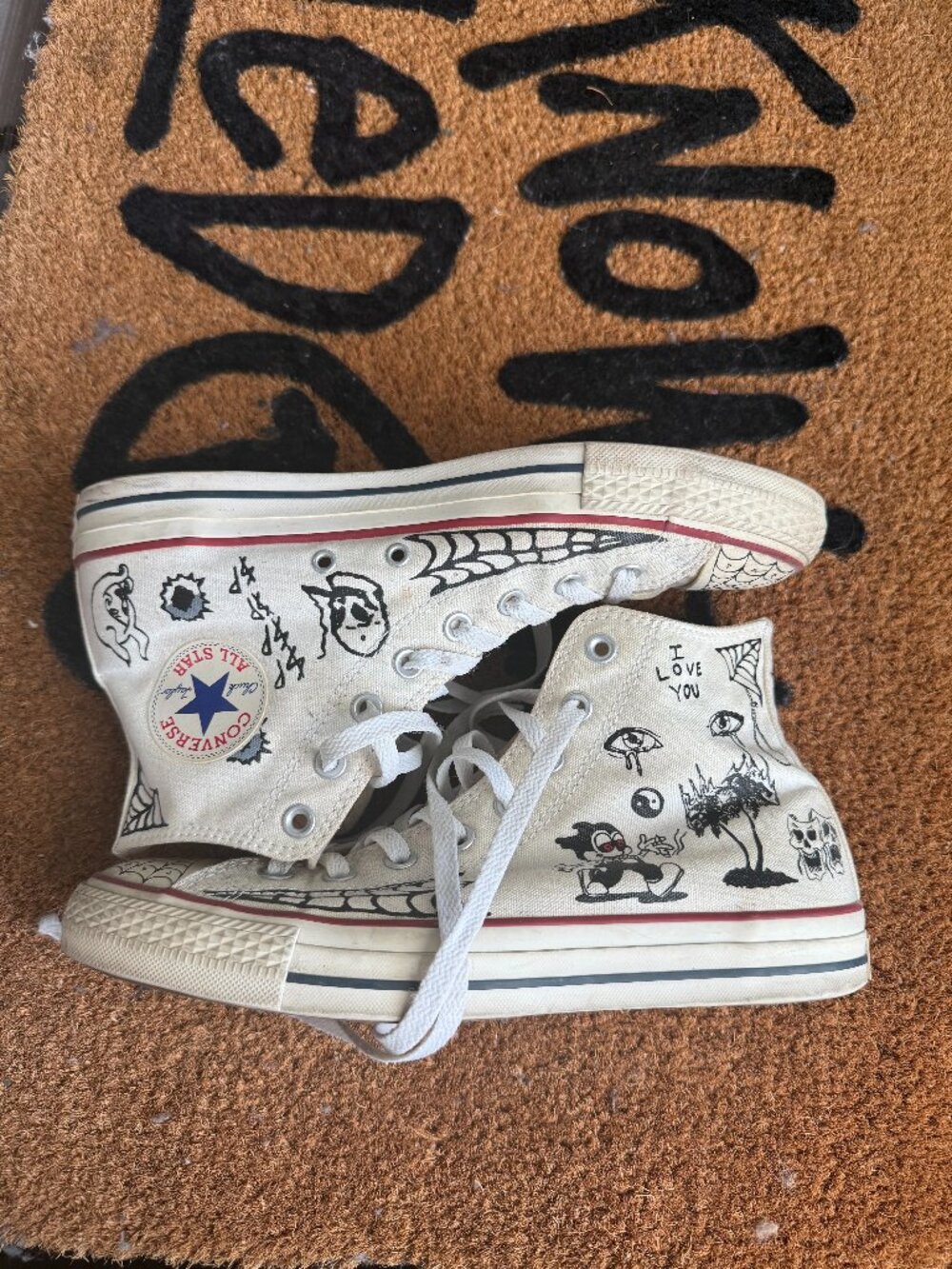 Sean Pablo Converse Custom Hand-Drawn Chuck Taylor Hi-Tops Sz 8